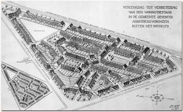 Schwarzer und weißer architektonischer Plan einer Stadt mit zahlreichen Gebäuden, wahrscheinlich ein Rathaus, einschließlich handgeschriebener Texte.