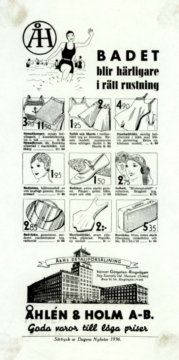 Eine Frau in einem weißen Bikini mit blauen und weißen Streifen steht in der Mitte einer Werbung, umgeben von Bildern von Menschen, Gebäuden und fetter Schrift, ihr Gesicht ist sichtbar mit direktem Augenkontakt und geöffneten Lippen, ihre Haare sind zu einem Pferdeschwanz gebunden, mit hohen modernen Gebäuden im Hintergrund.