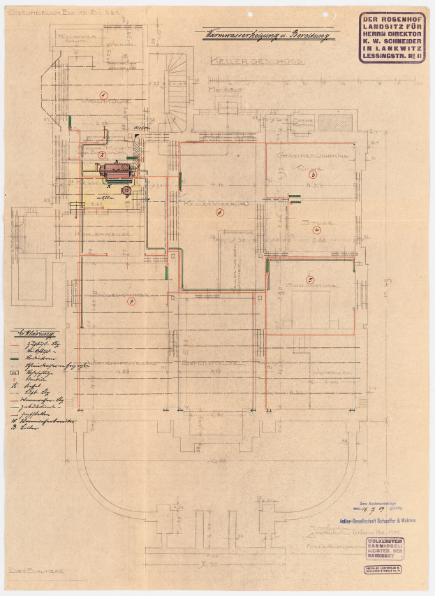 Schwarz-weißer Architekturplan des Rosenhof-Krankenhauses in Hamburg, Deutschland, mit detaillierter.Layout einschließlich Räumen, Fluren und zahlreichen Drähten, die elektrische oder konstruktive Pläne anzeigen.